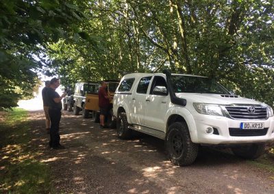 midlands offroad club 1920x1280 green lane parked